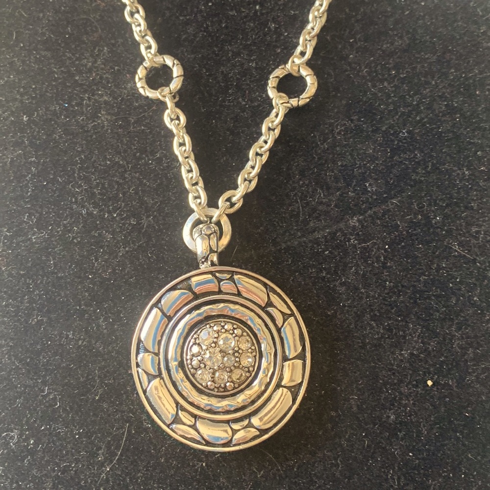 Silver designer necklace. It is gorgeous! Estate piece. Total length 10”.